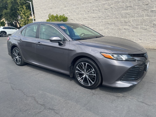 Used 2020 Toyota Camry Hybrid LE