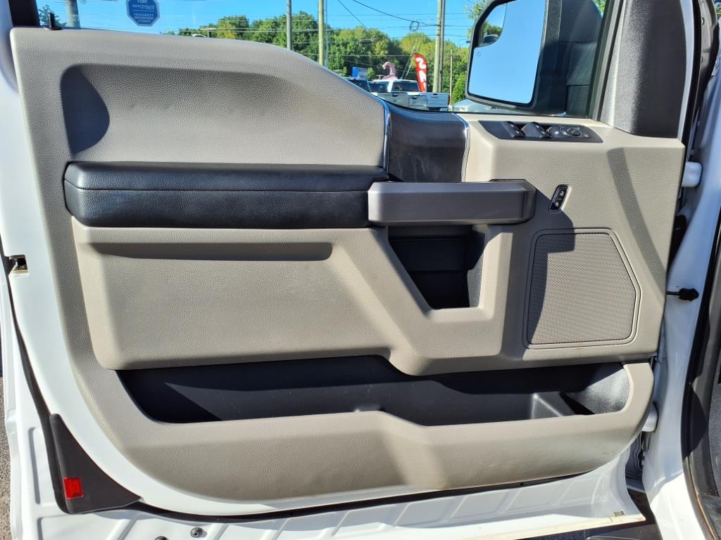2020 Ford F-150 XLT photo 11
