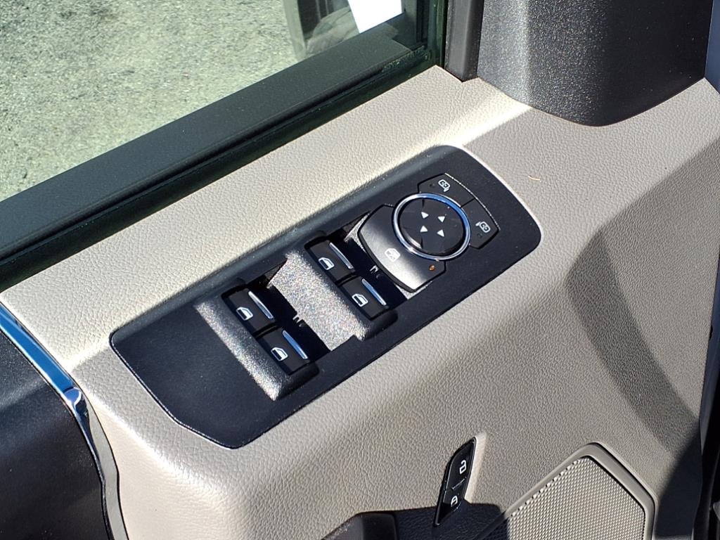 2020 Ford F-150 XLT photo 12