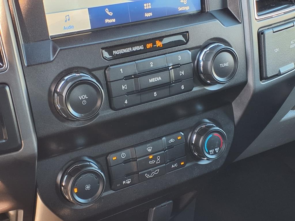 2020 Ford F-150 XLT photo 17