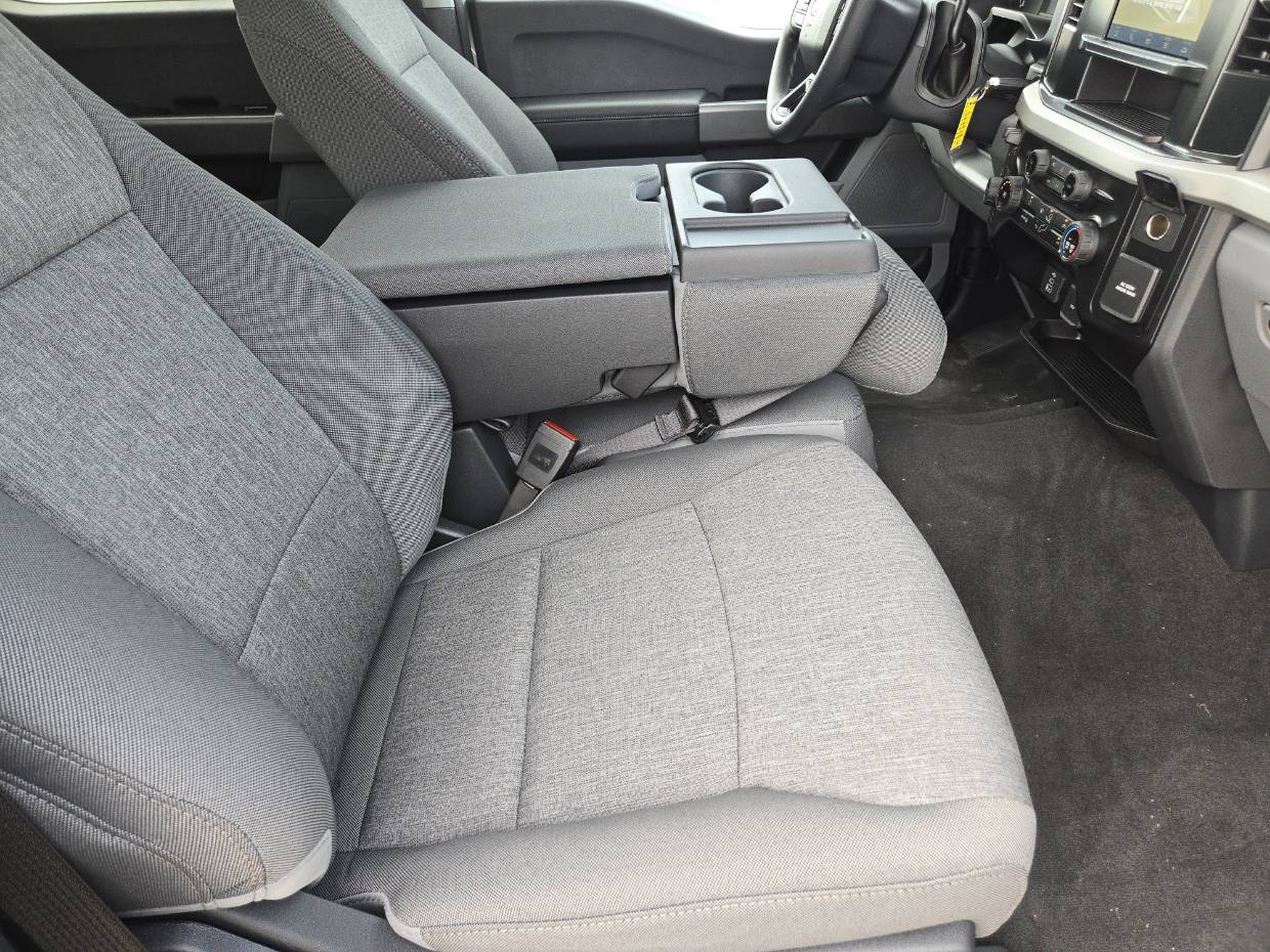 2026 Ford F-250 Super Duty XL - Photo 9