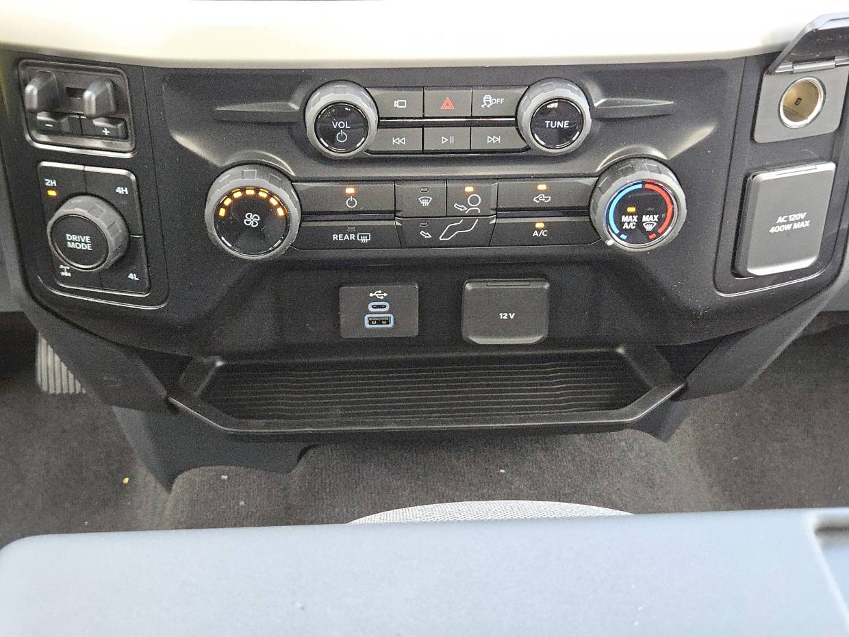 2026 Ford F-250 Super Duty XL - Photo 13