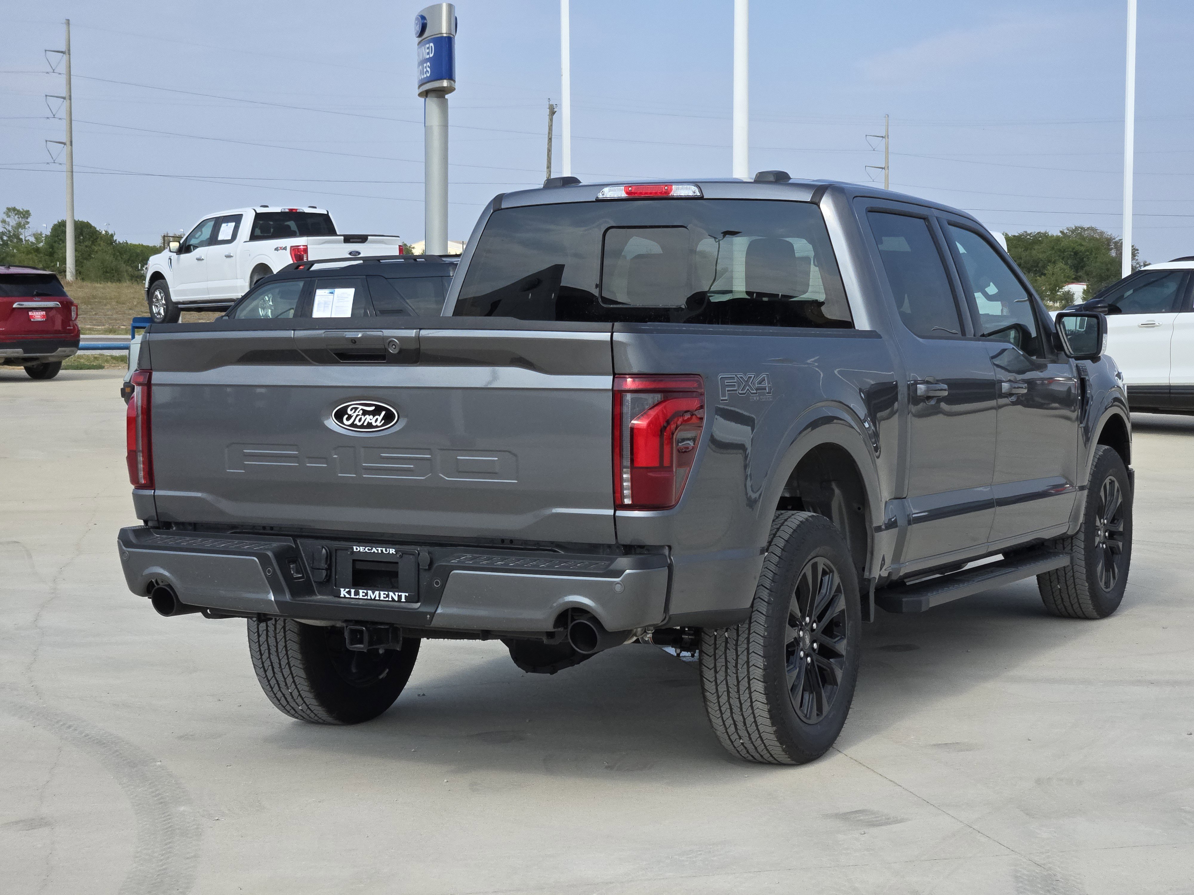 2025 Ford F-150 Lariat photo 3