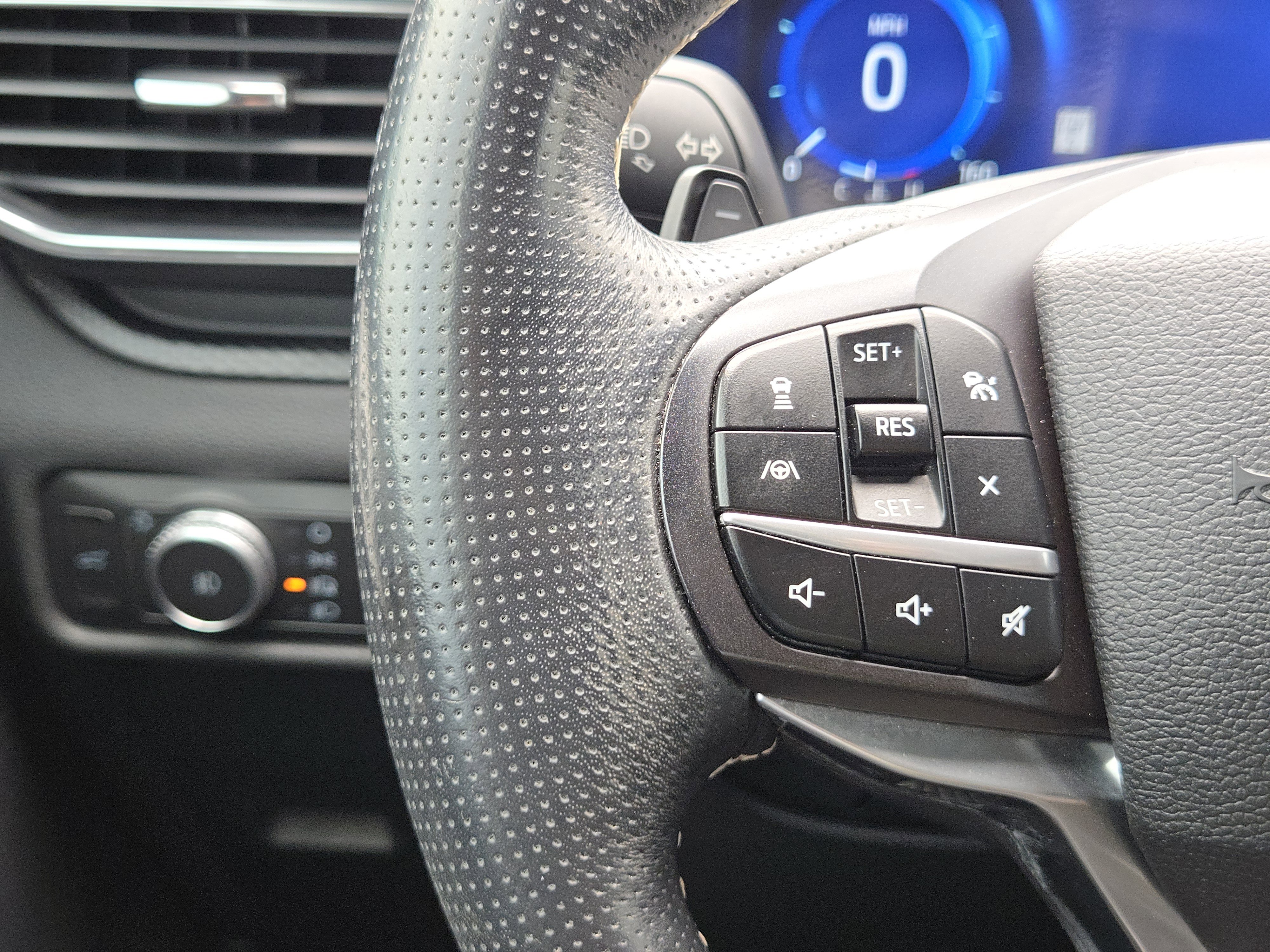 2020 Ford Explorer ST photo 26