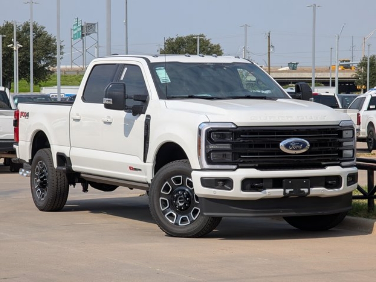 2026 Ford Super Duty F-250 SRW Platinum