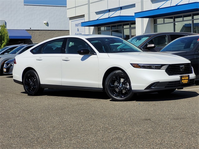 New 2025 Honda Accord SE