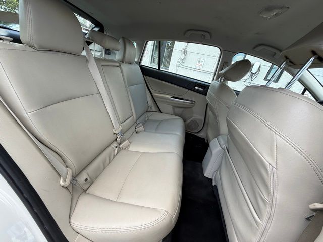 2016 Subaru Impreza 2.0i Limited photo 20