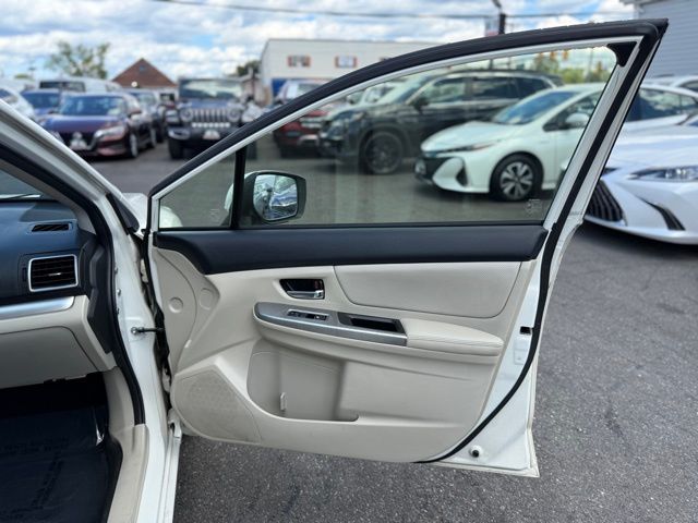 2016 Subaru Impreza 2.0i Limited photo 21