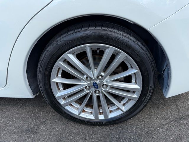 2016 Subaru Impreza 2.0i Limited photo 32