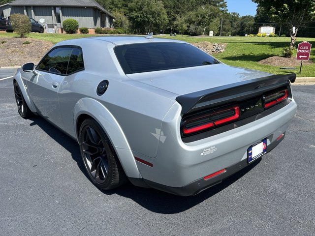2019 Dodge Challenger R/T Scat Pack Widebody photo 9