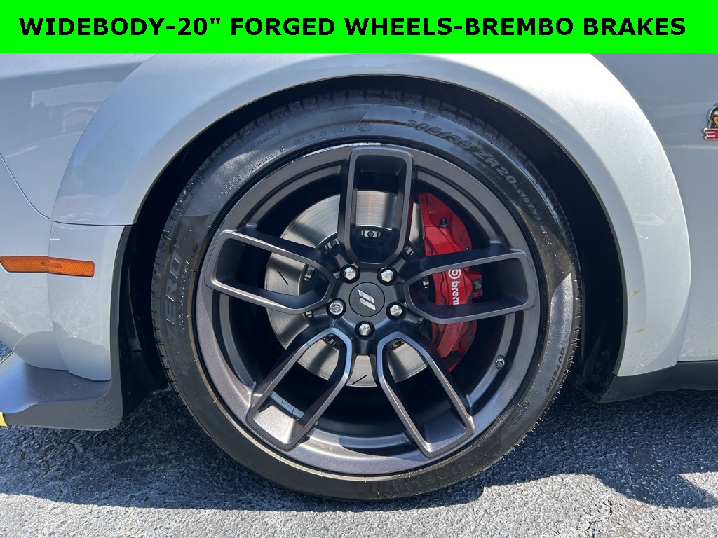 2019 Dodge Challenger R/T Scat Pack Widebody photo 39