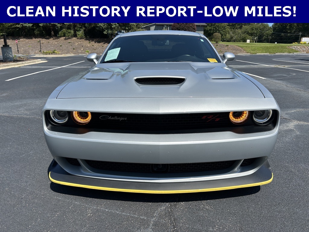 2019 Dodge Challenger R/T Scat Pack Widebody photo 7
