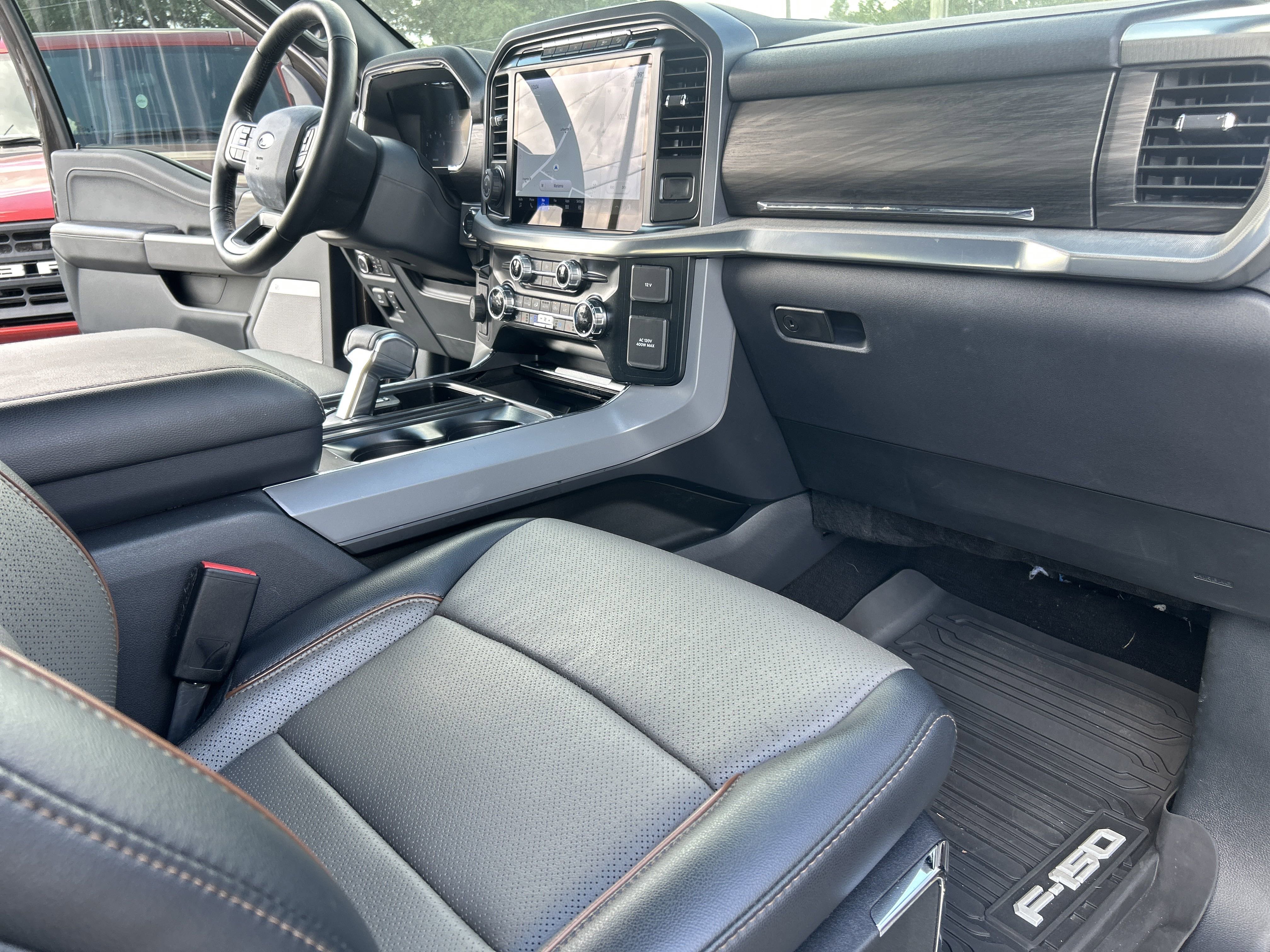 2024 Ford F-150 Lariat photo 16
