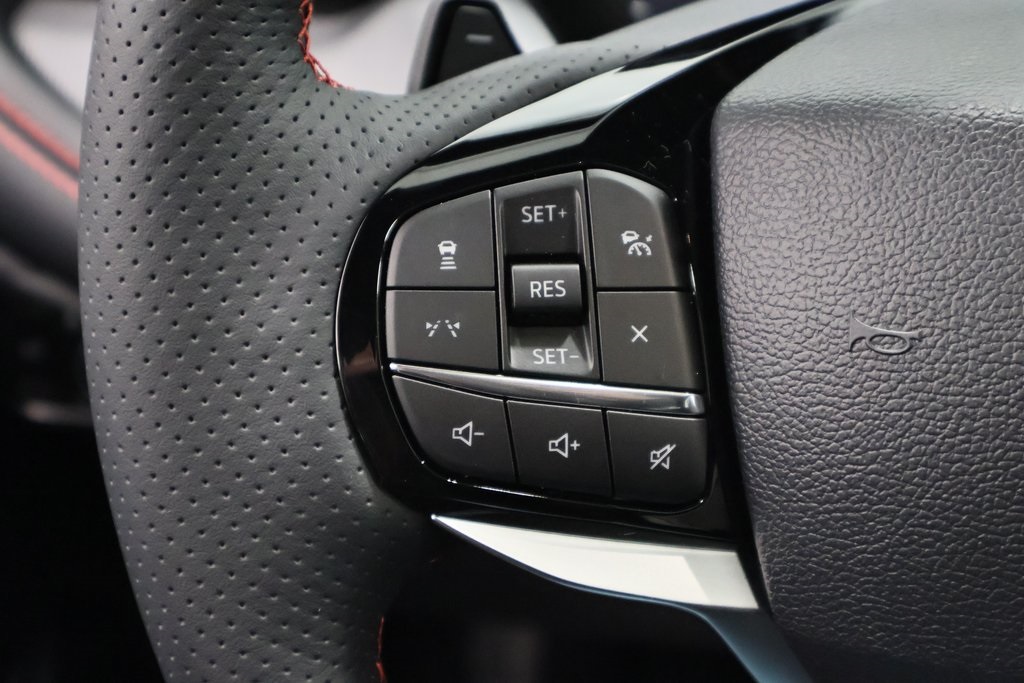 2025 Ford Explorer ST photo 18