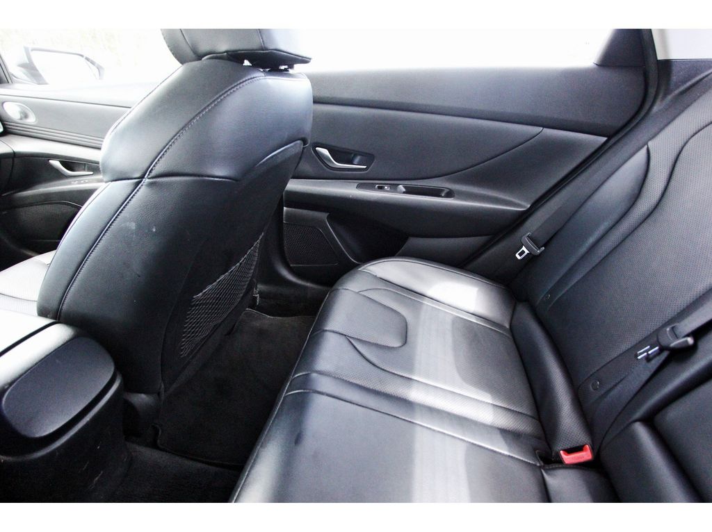 2021 Hyundai Elantra Hybrid Limited photo 7