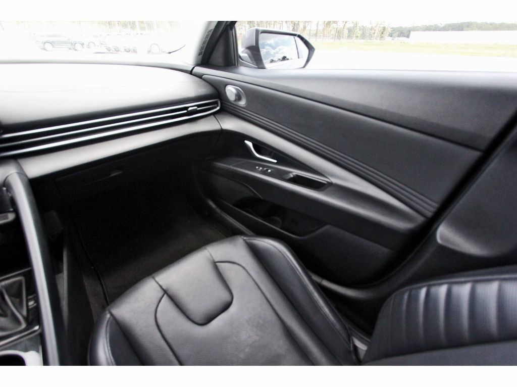 2021 Hyundai Elantra Hybrid Limited photo 11