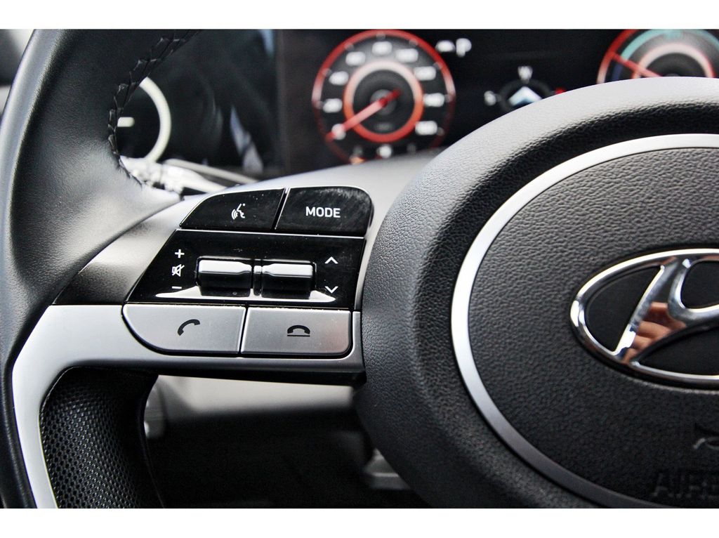 2021 Hyundai Elantra Hybrid Limited photo 13