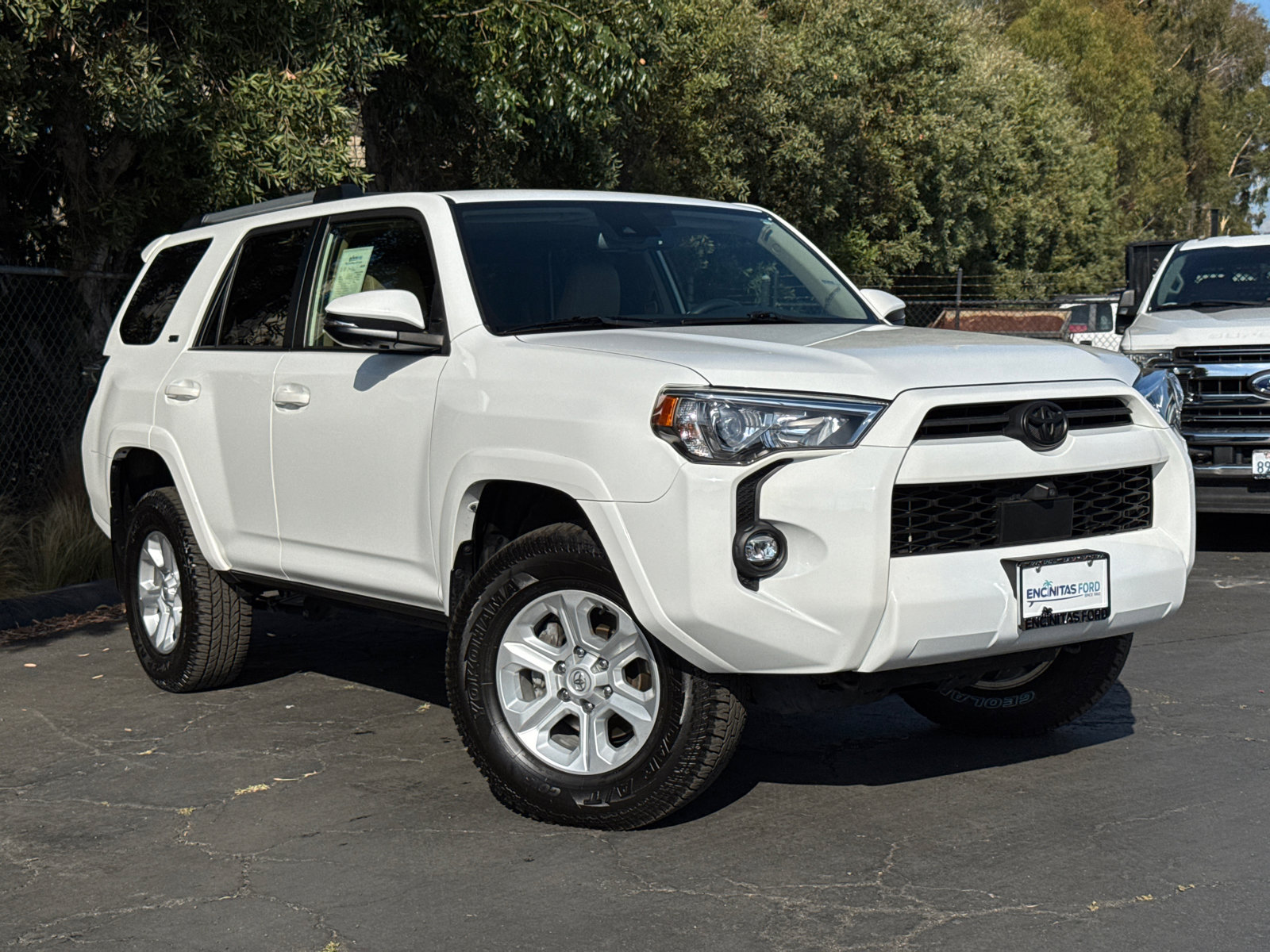 2022 Toyota 4Runner SR5 Premium photo 2