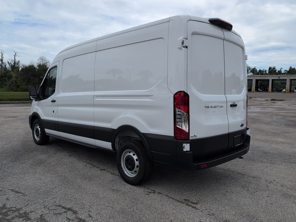 2025 Ford Transit photo 4