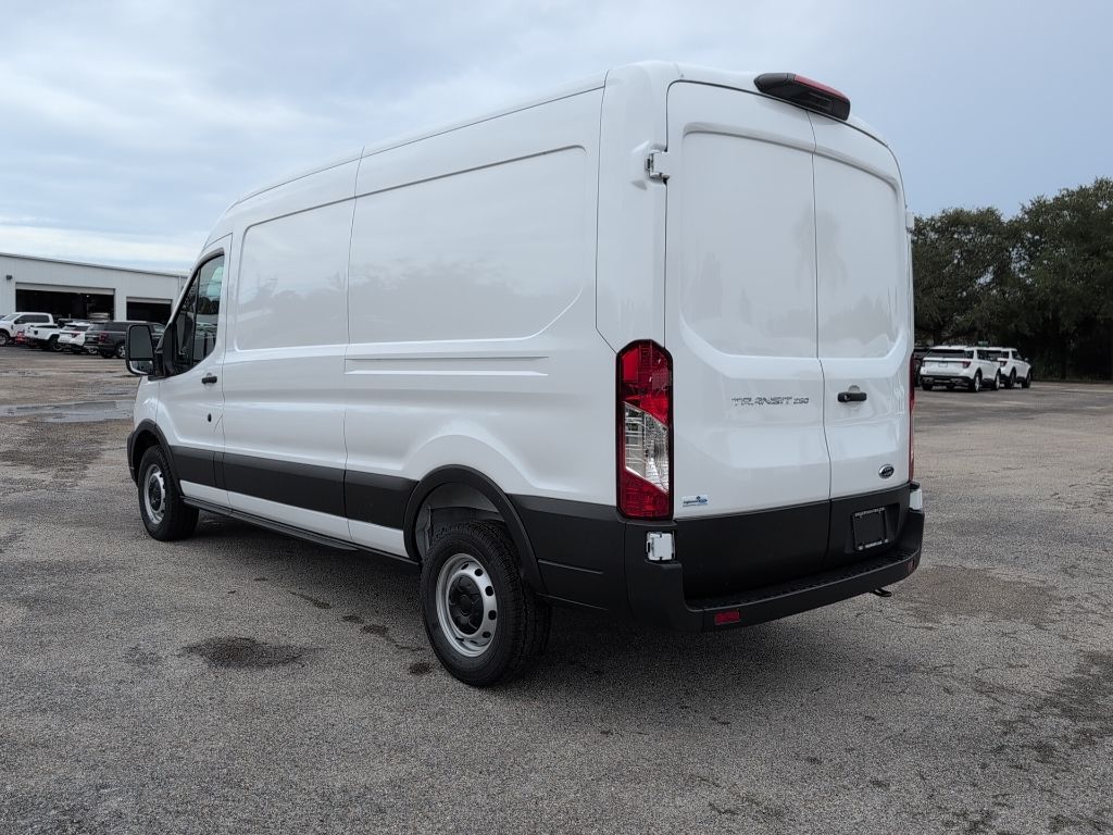 2025 Ford Transit photo 3