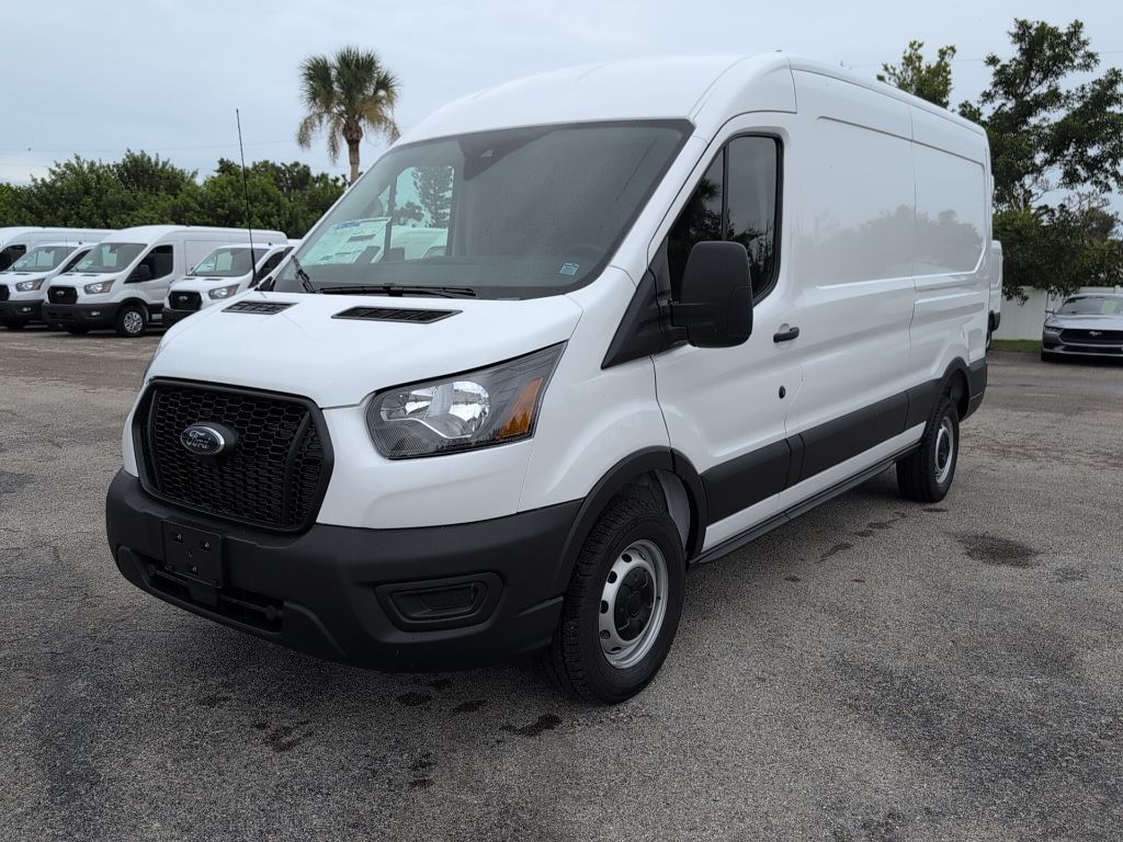 2025 Ford Transit photo 4