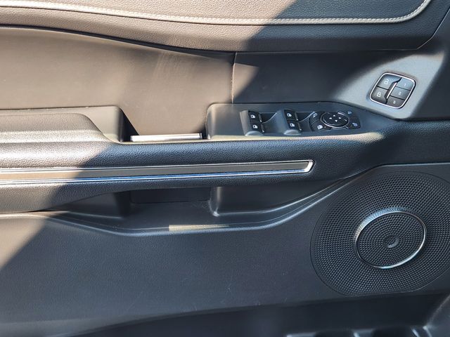 2024 Ford Expedition MAX XLT photo 21