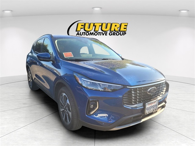 2023 Ford Escape Hybrid Platinum