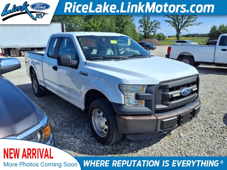 2015 Ford F-150 4WD SuperCab 145 XLT
