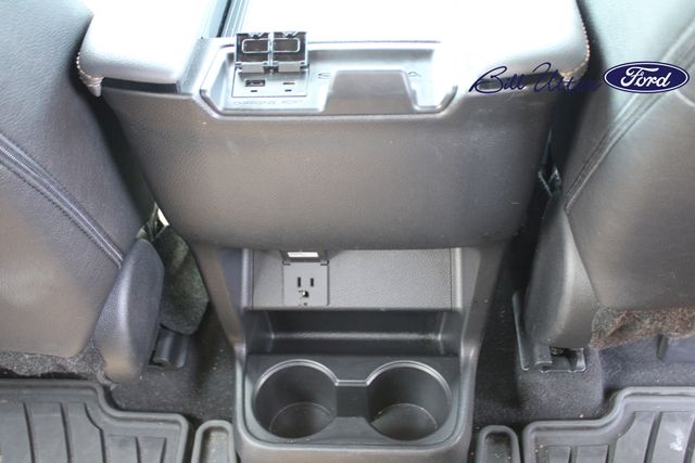 2024 Toyota Sienna Woodland Edition photo 14