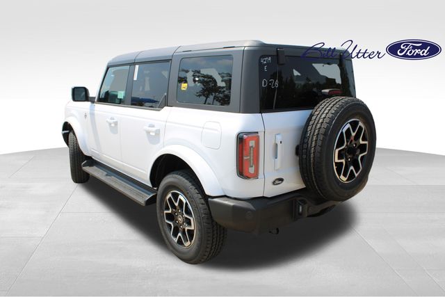 2025 Ford Bronco Outer Banks photo 4