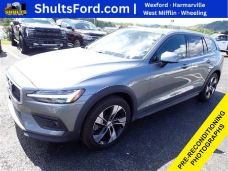 2020 Volvo V60 Cross Country T5