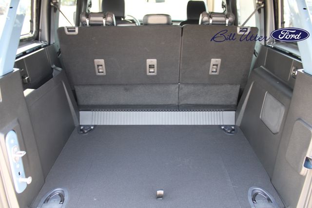 2025 Ford Bronco Outer Banks photo 5