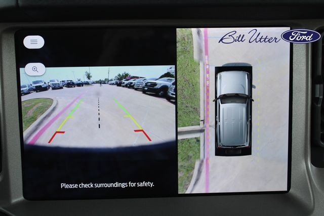 2025 Ford Bronco Outer Banks photo 14