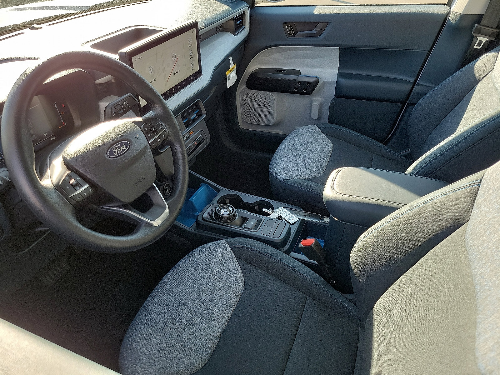 2025 Ford Maverick XLT photo 3