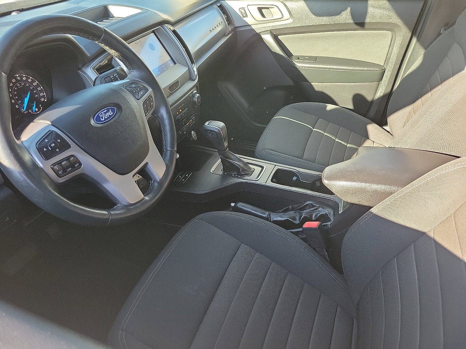 2020 Ford Ranger XLT photo 2