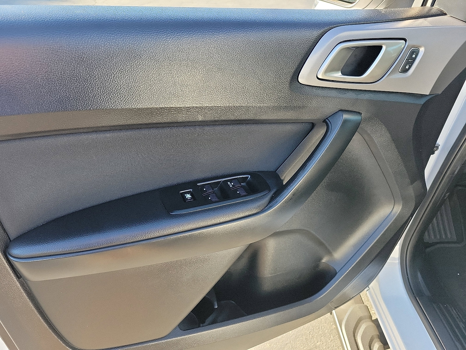 2020 Ford Ranger XLT photo 9