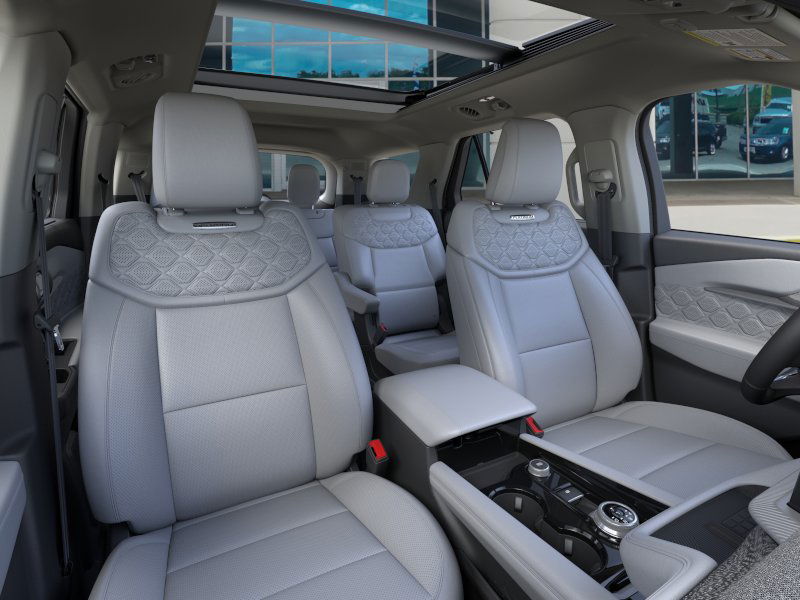 2025 Ford Explorer Platinum photo 7