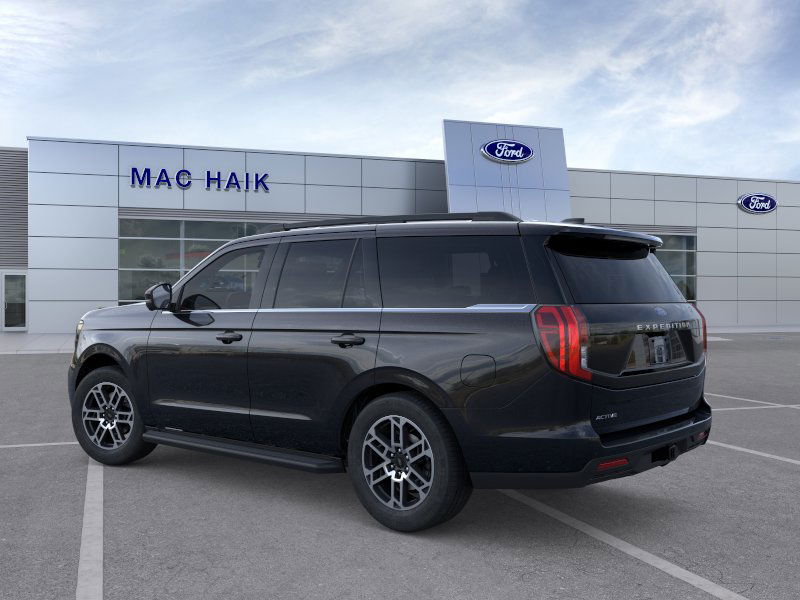 2025 Ford Expedition photo 4
