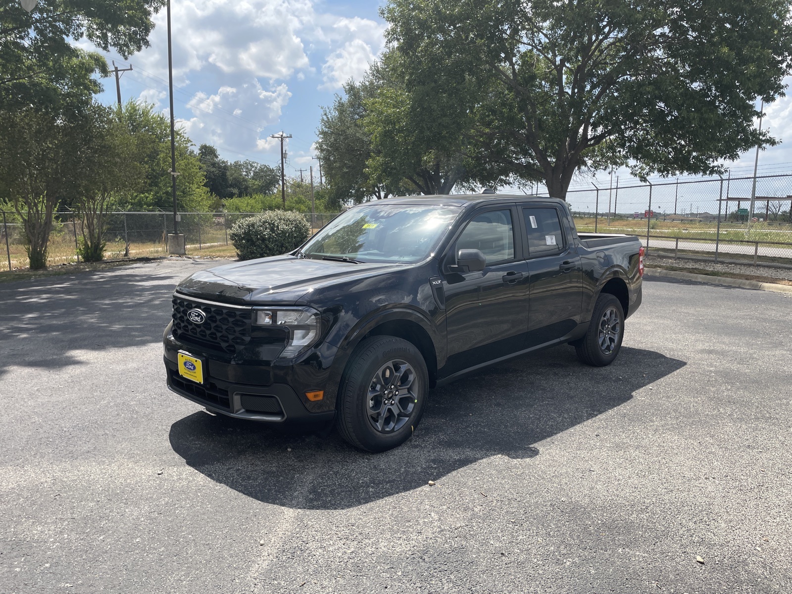 2025 Ford Maverick XLT's photo