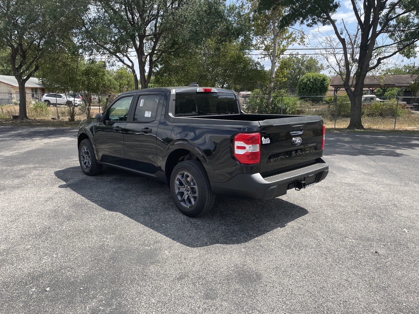 2025 Ford Maverick XLT photo 3