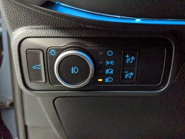 2025 Ford Explorer ST photo 2