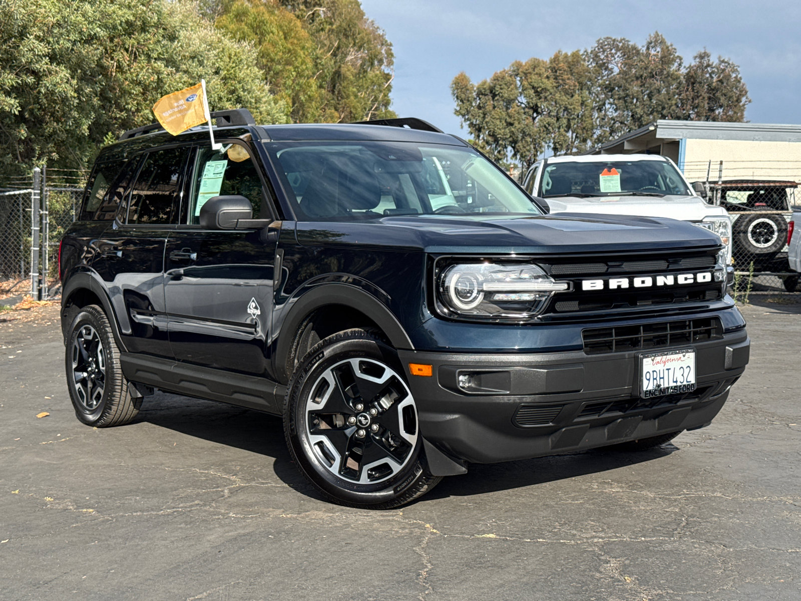 2022 Ford Bronco Sport Outer Banks photo 2