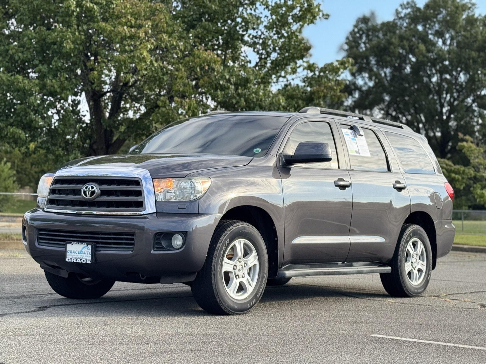 2012 Toyota Sequoia SR5 photo 2