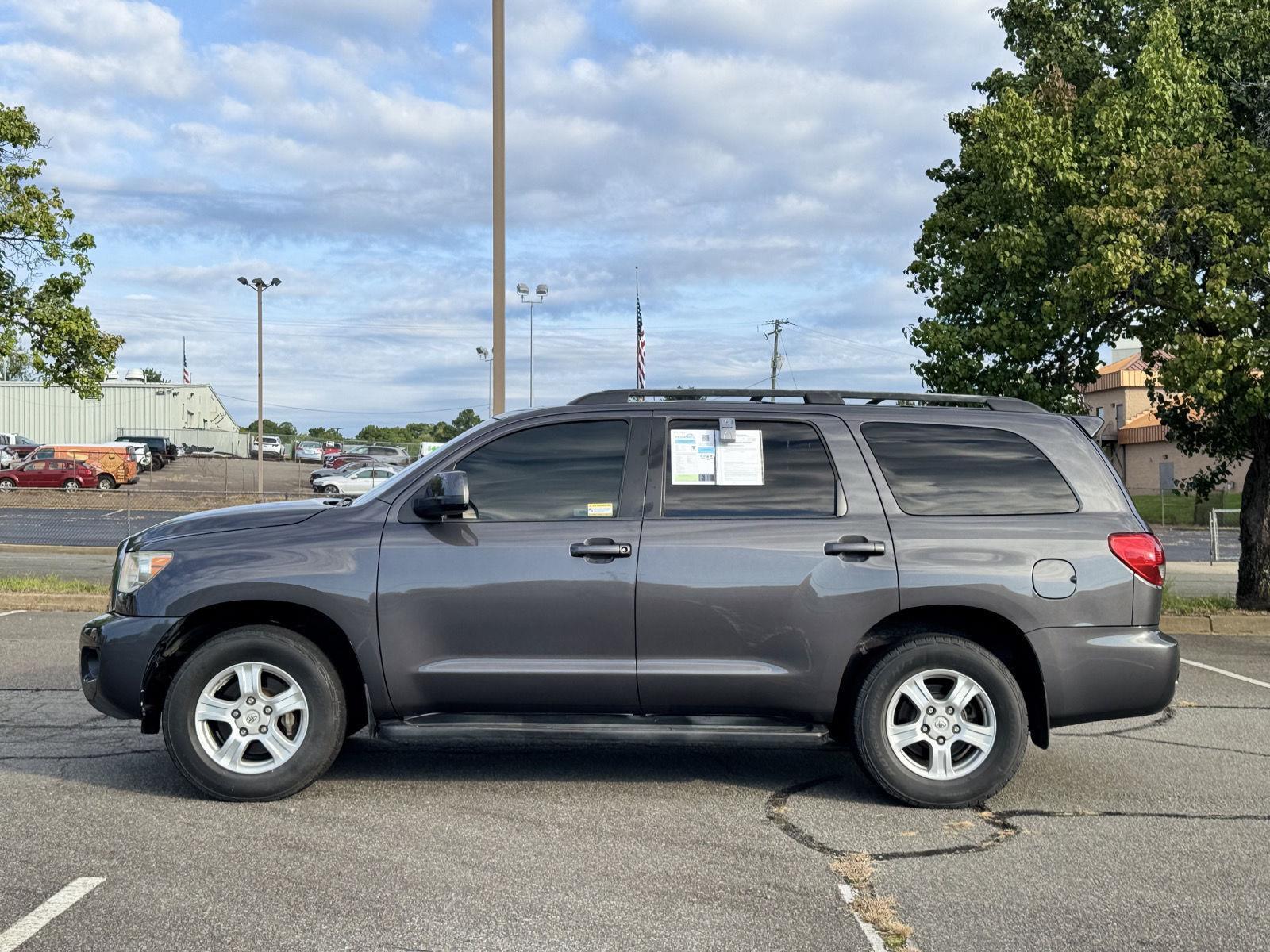 2012 Toyota Sequoia SR5 photo 3