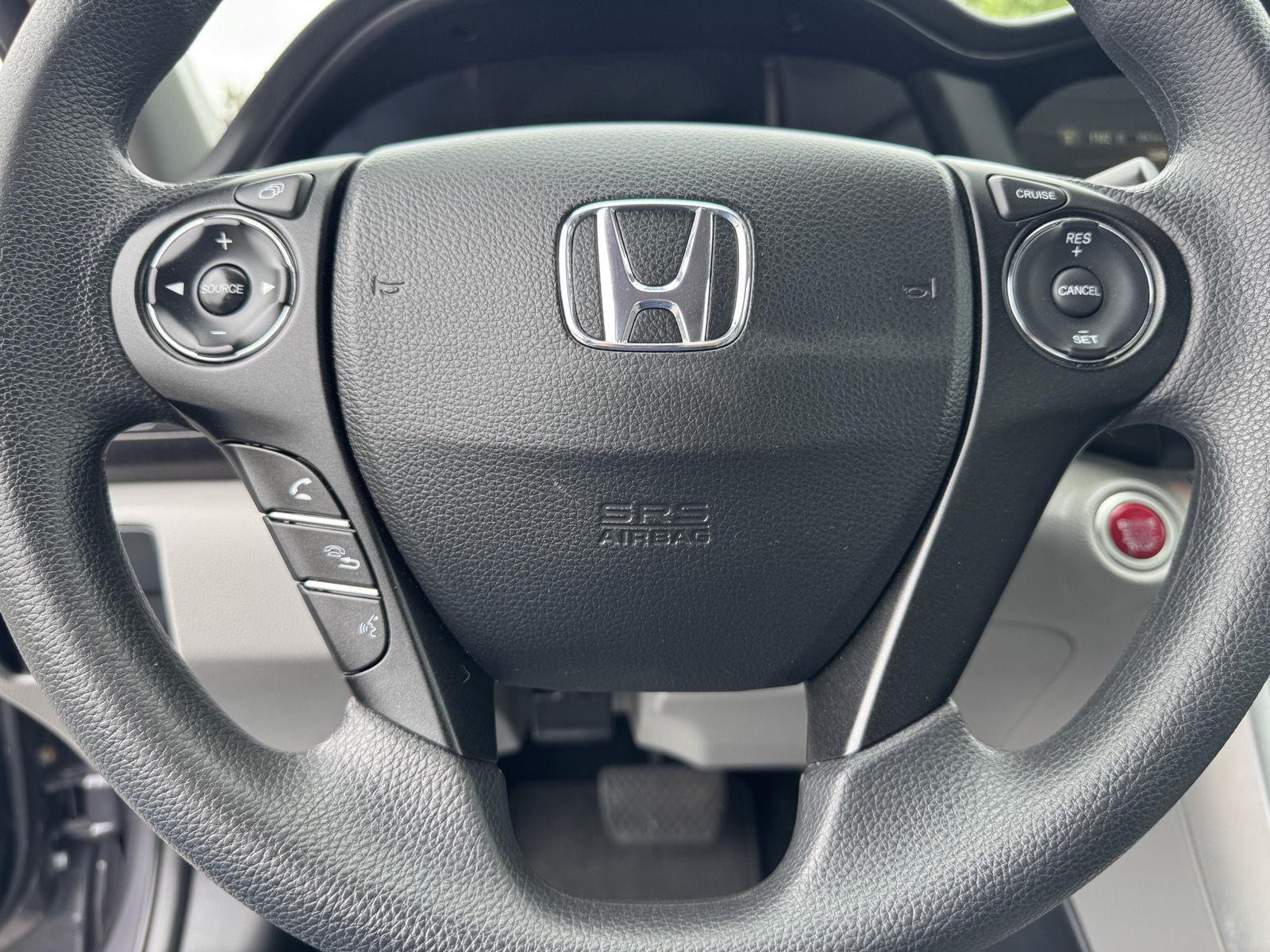 2014 Honda Accord EX photo 17