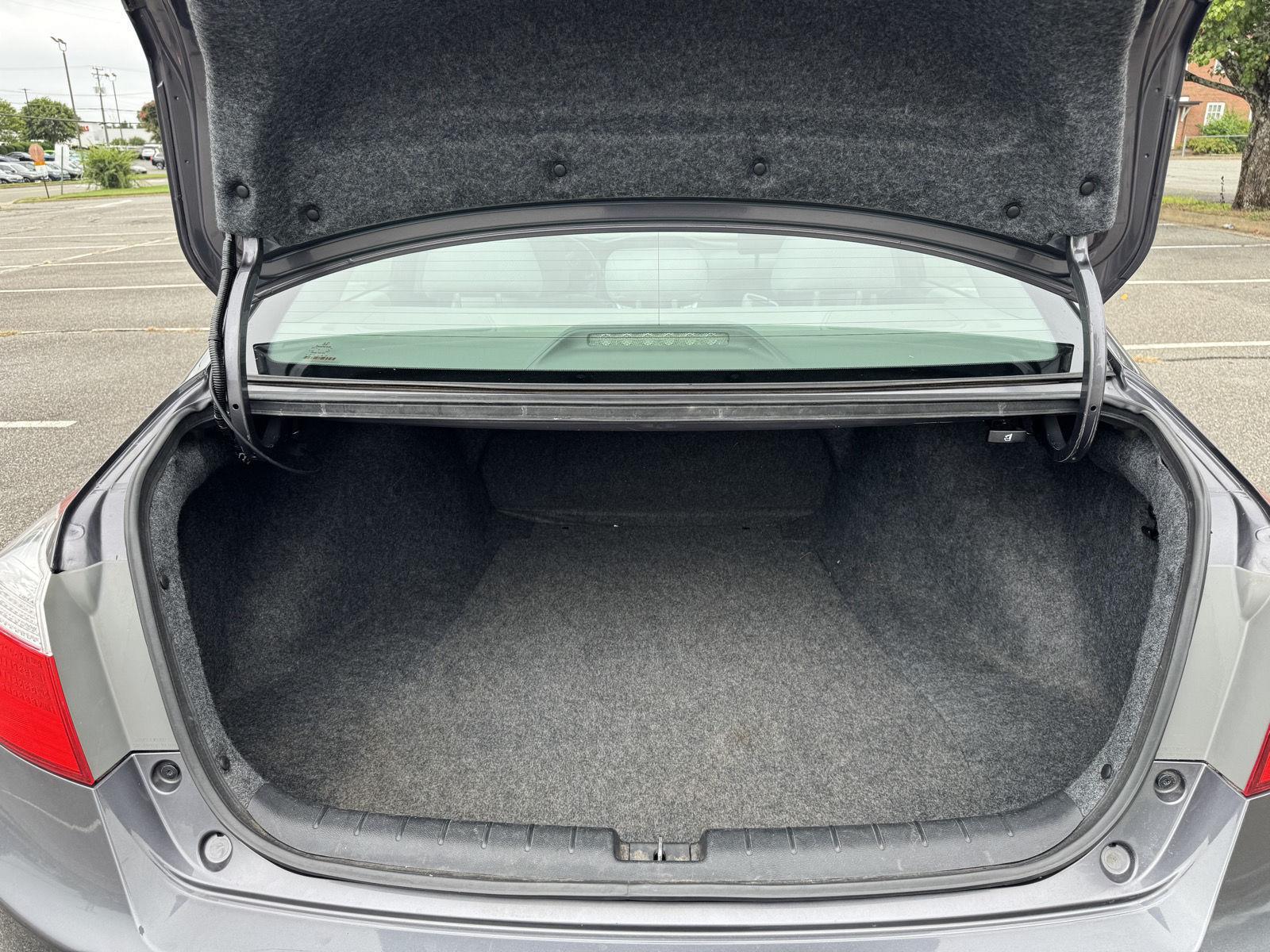 2014 Honda Accord EX photo 25