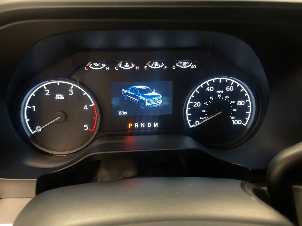 2025 Ford F-250 photo 10