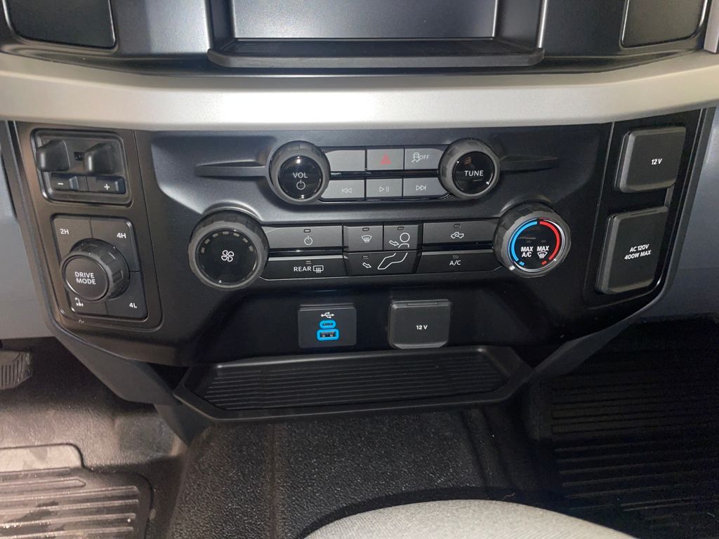 2025 Ford F-250 photo 12