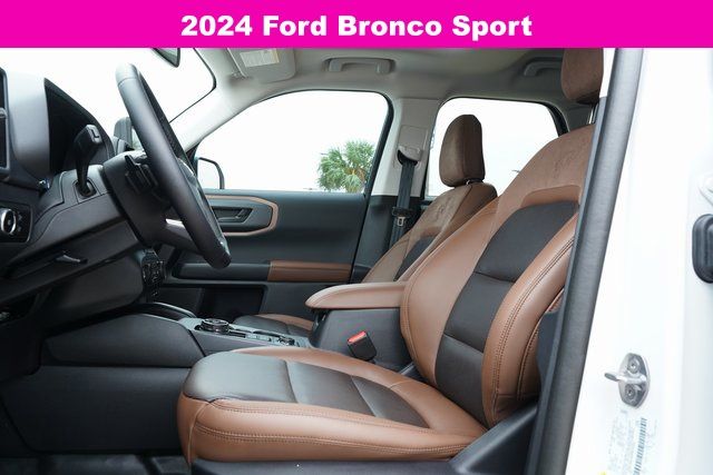2024 Ford Bronco Sport Badlands photo 6