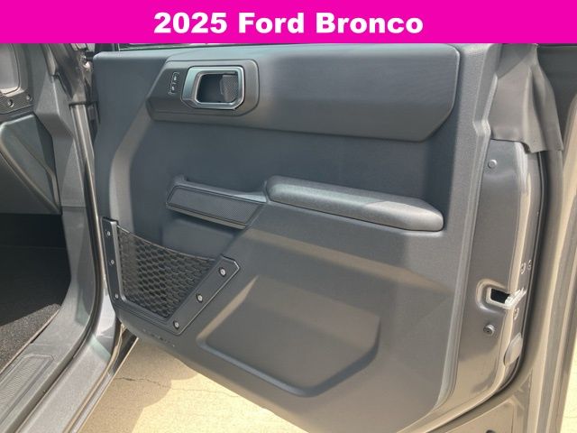 2025 Ford Bronco Big Bend photo 9